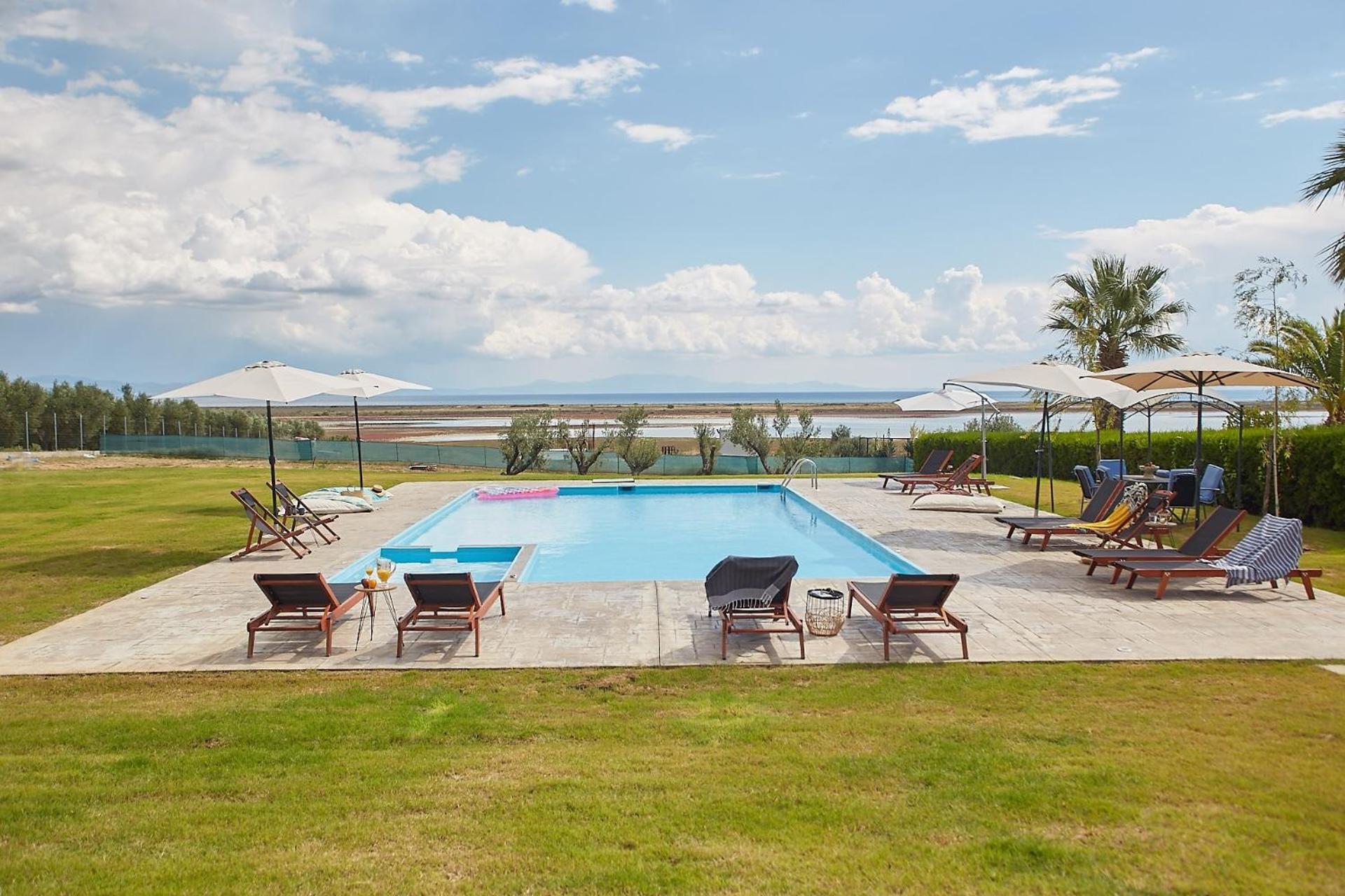 Flamingo View & Aparthotel