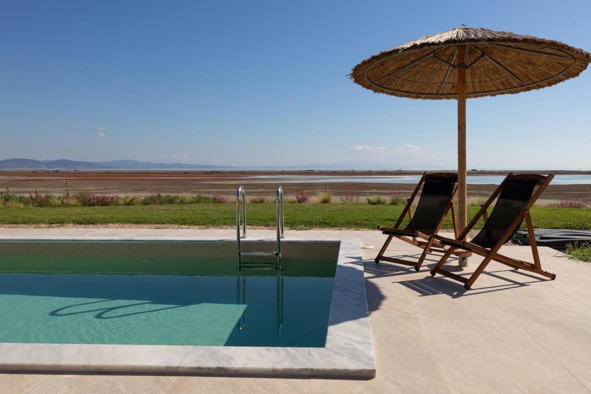 Aparthotel Flamingo View & Nea Poteidaia