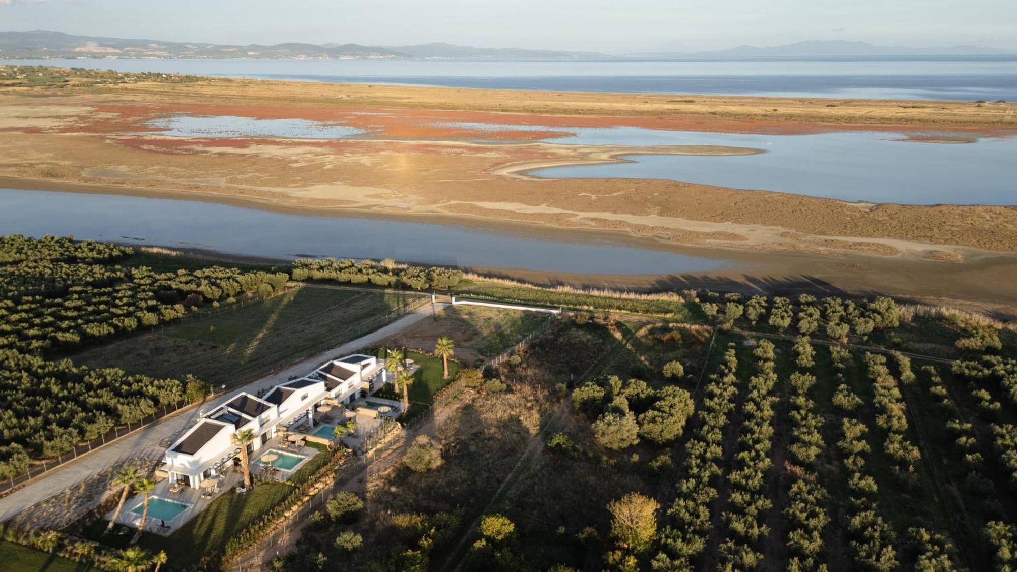 Flamingo View & Ξενοδοχείο με διαμερίσματα